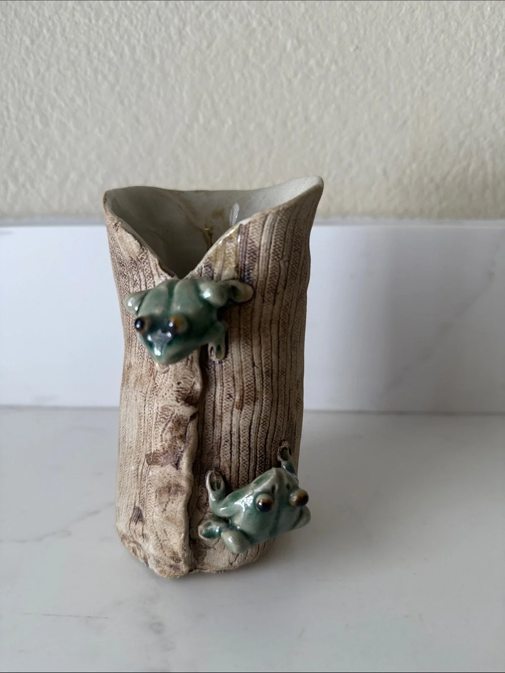 vintage majolica style small vase
